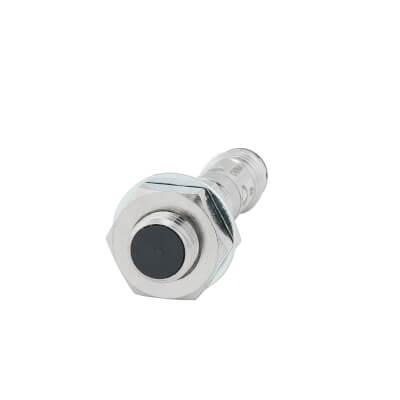 Omron E2E-X2C18-M5 inductieve sensor