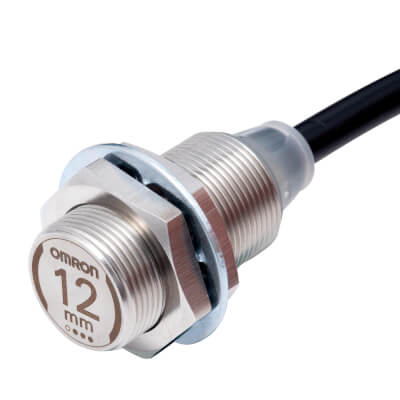 Omron E2EW-X12C218 2M inductieve sensor