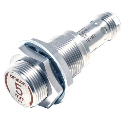 Omron E2EW-X5B118-M1 inductieve sensor