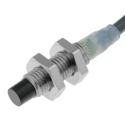 Omron E2A-S08KN04-WP-B1 2M inductieve sensor