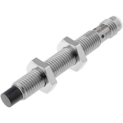 Omron E2A-S08LN04-M5-B1 inductieve sensor