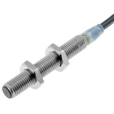 Omron E2A-S08LS02-WP-B1 5M inductieve sensor