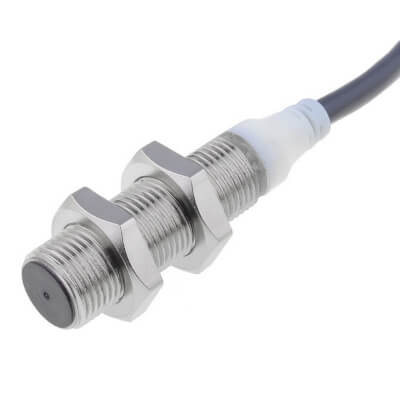 Omron E2A-S12KS04-WP-C1 2M inductieve sensor