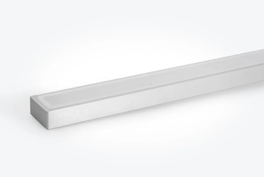 [VER-024] DIANA E35 – smalle LED-inbouwlichtlijn IP68