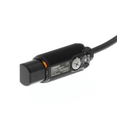 Omron E3RA-RN11 2M optische sensor