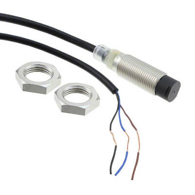 Omron E2B-M12KN08-WP-B1 2M inductieve sensor