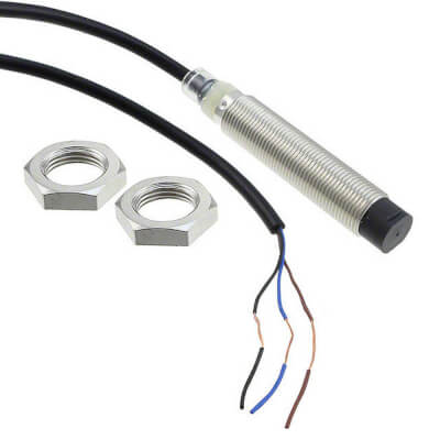 Omron E2B-M12LN08-WP-C1 2M inductieve sensor