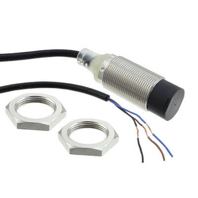 Omron E2B-M18KN16-WP-B2 2M inductieve sensor