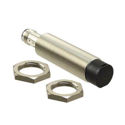 Omron E2B-M18LN16-M1-B1 inductieve sensor